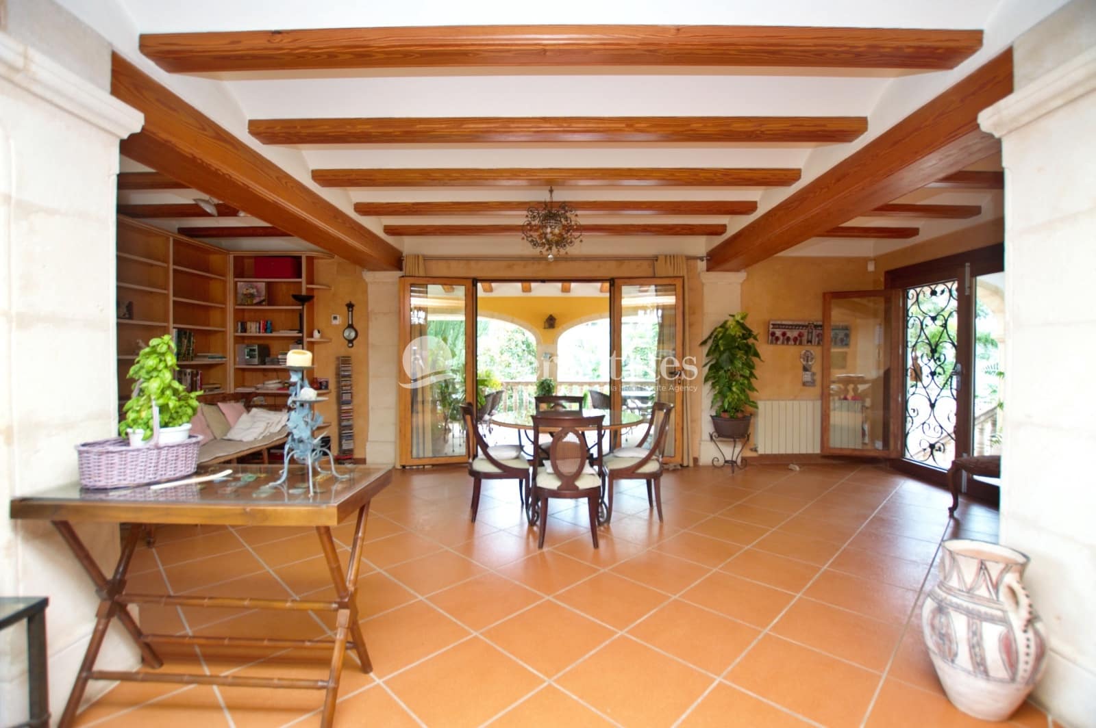 4 soveværelse Villa til leje i Javea / Xabia med swimmingpool garage - € 2.950 (Ref: 6406598)