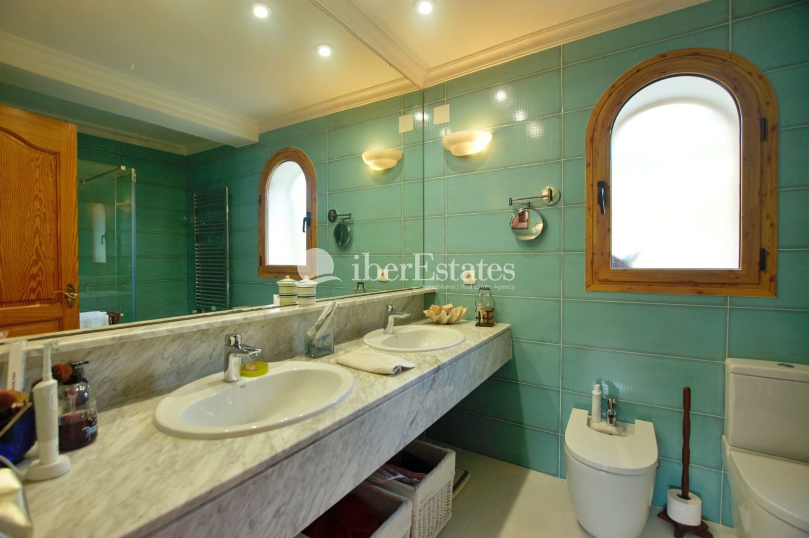 4 soveværelse Villa til leje i Javea / Xabia med swimmingpool garage - € 2.950 (Ref: 6406598)