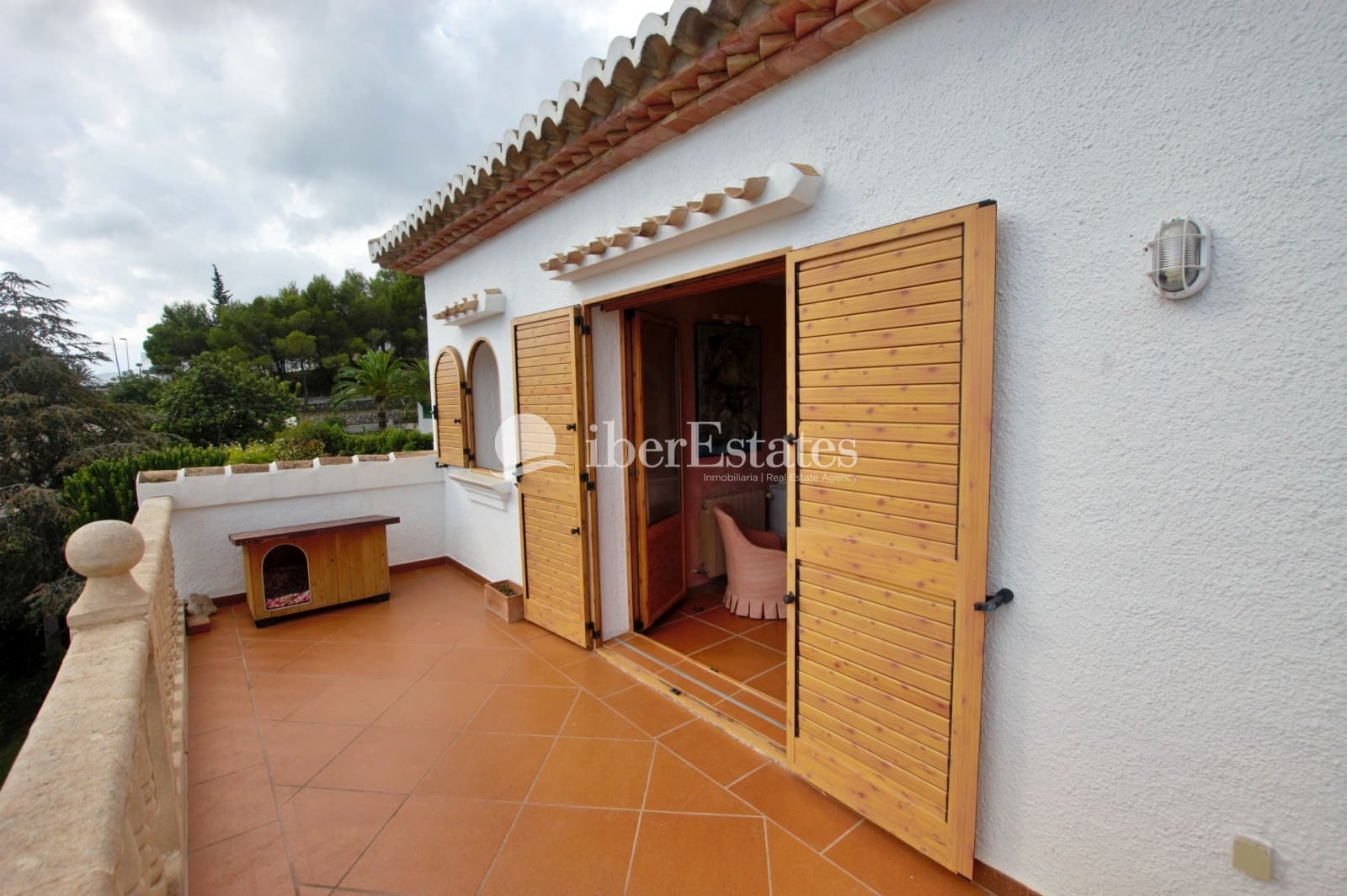 4 soveværelse Villa til leje i Javea / Xabia med swimmingpool garage - € 2.950 (Ref: 6406598)