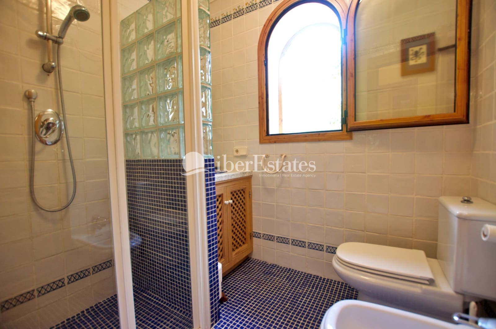 4 soveværelse Villa til leje i Javea / Xabia med swimmingpool garage - € 2.950 (Ref: 6406598)