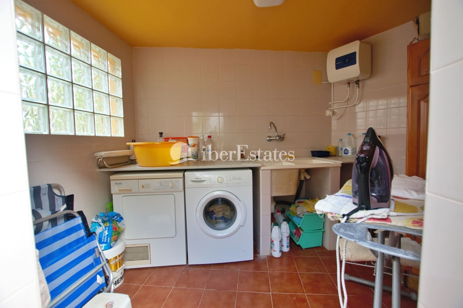 4 soveværelse Villa til leje i Javea / Xabia med swimmingpool garage - € 2.950 (Ref: 6406598)