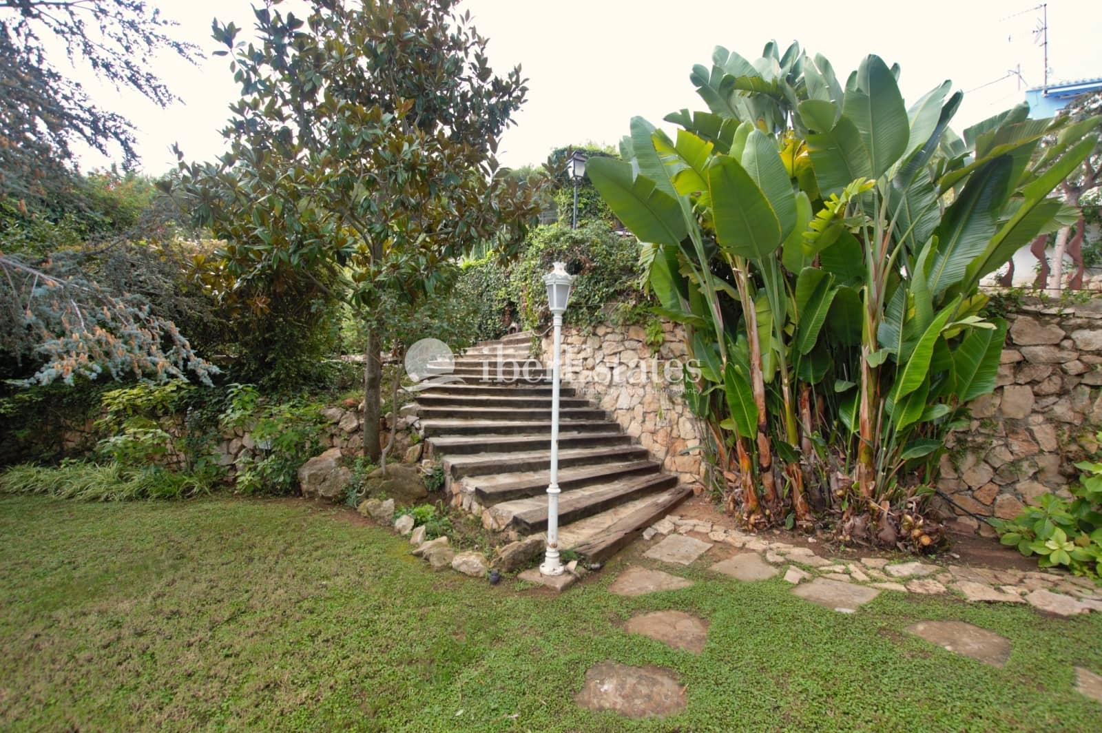 4 soveværelse Villa til leje i Javea / Xabia med swimmingpool garage - € 2.950 (Ref: 6406598)