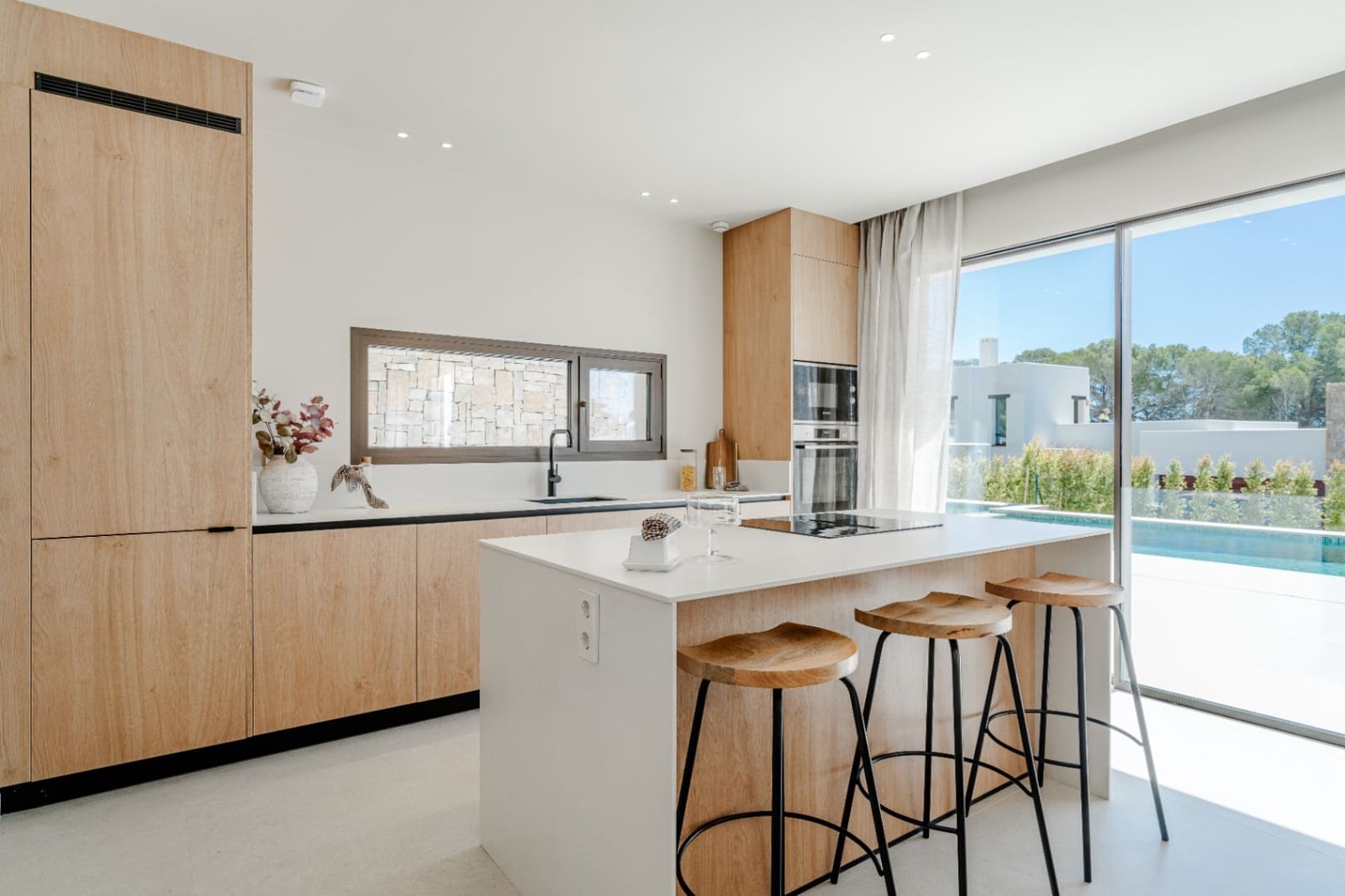 3 bedroom Villa for sale in Moraira with garage - € 1,690,000 (Ref: 8448838)