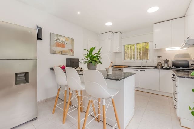 2 sypialnia Willa na sprzedaż w Benissa z basenem garażem - 620 000 € (Ref: 8790166)