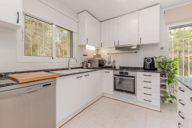 2 sypialnia Willa na sprzedaż w Benissa z basenem garażem - 620 000 € (Ref: 8790166)