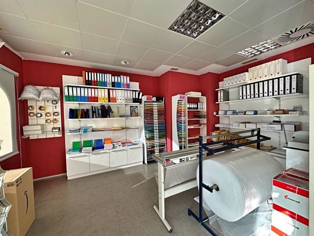 Kaupallinen myytävänä paikassa Arenal, Javea / Xàbia - 120 000 € (Ref: 8865727)