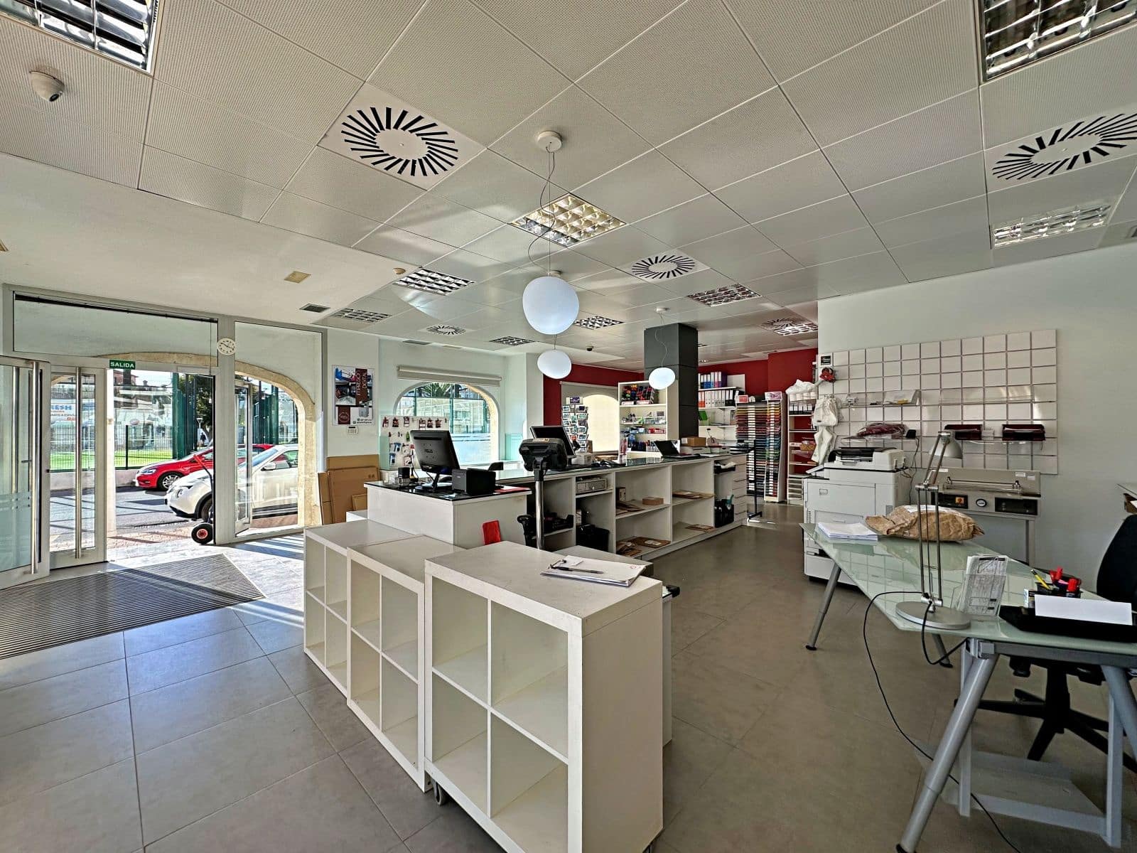 Commerciale in vendita in Arenal - 120.000 € (Rif: 8865727)