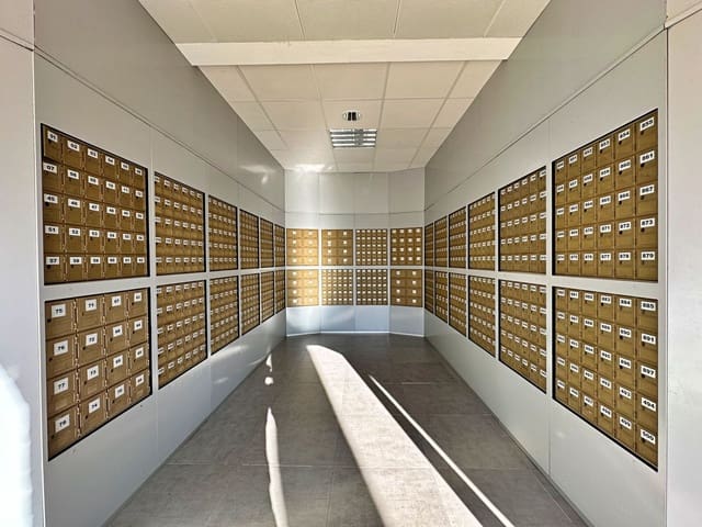 Kaupallinen myytävänä paikassa Arenal, Javea / Xàbia - 120 000 € (Ref: 8865727)