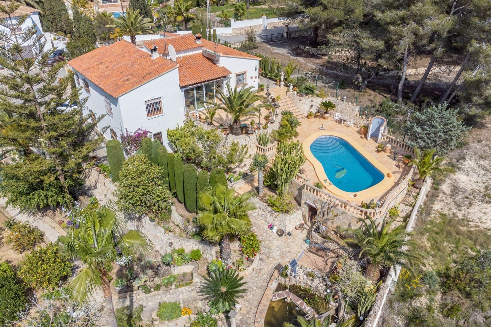 Chalet de 3 habitaciones en Moraira en venta con piscina garaje - 820.000 € (Ref: 8920061)