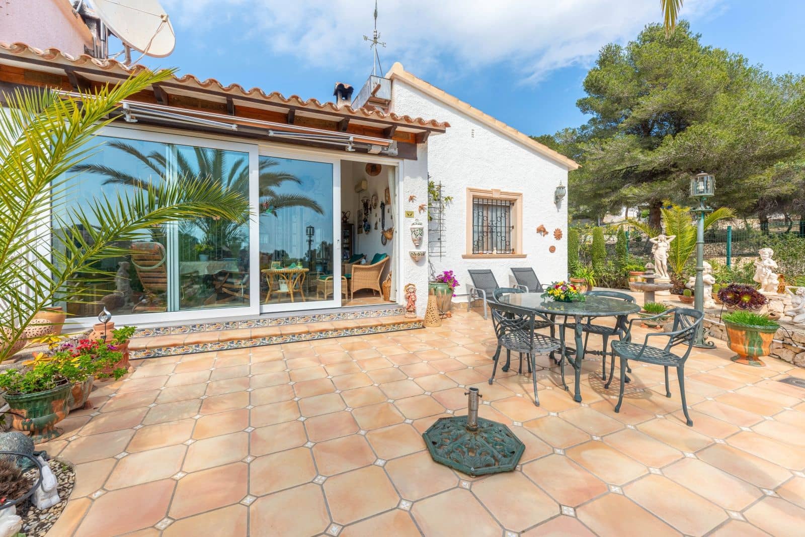 Chalet de 3 habitaciones en Moraira en venta con piscina garaje - 820.000 € (Ref: 8920061)