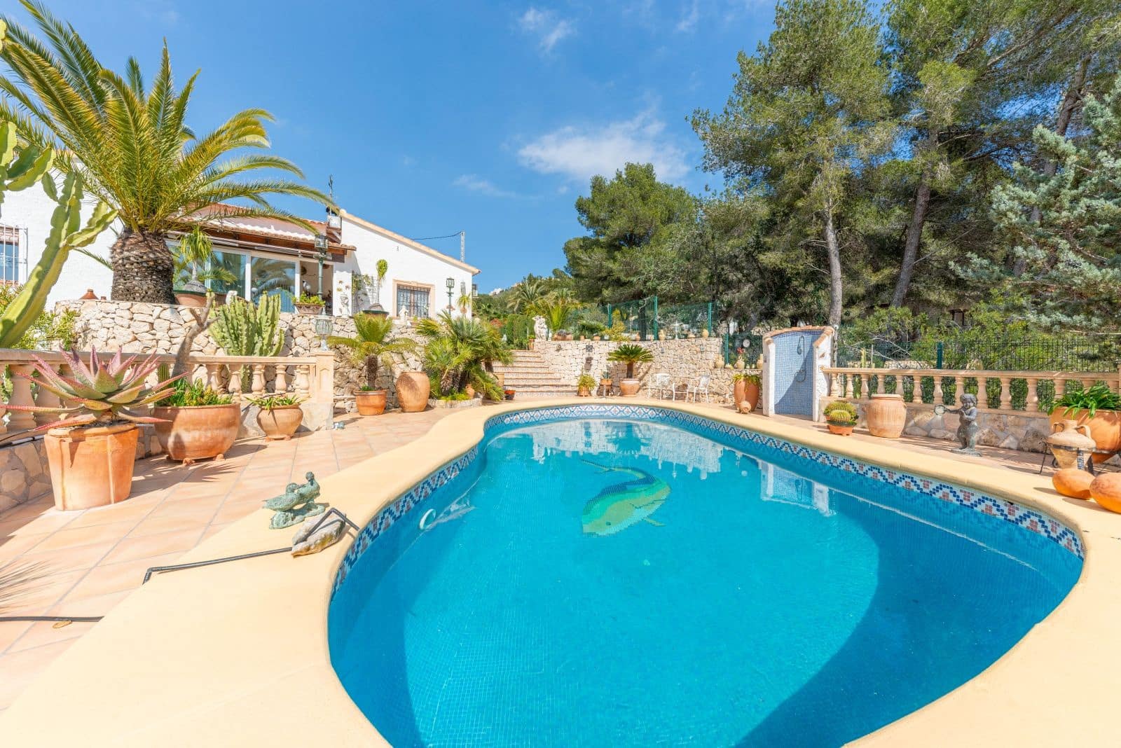 Chalet de 3 habitaciones en Moraira en venta con piscina garaje - 820.000 € (Ref: 8920061)