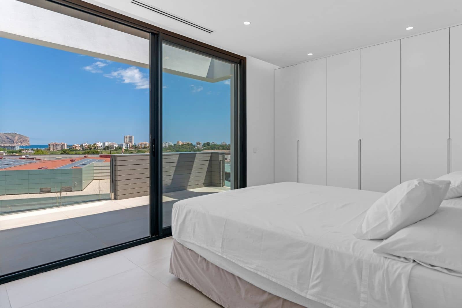 5 soveværelse Villa til salg i Adsubia med swimmingpool garage - € 2.300.000 (Ref: 9002227)