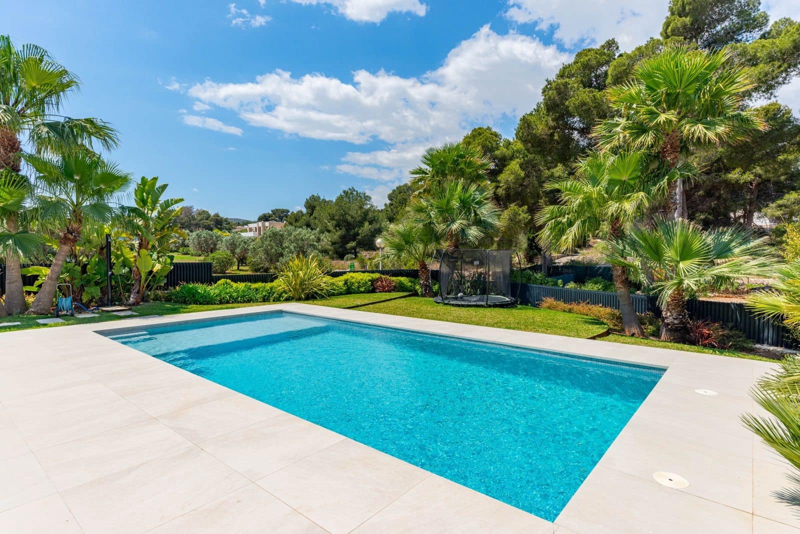 5 soveværelse Villa til salg i Adsubia med swimmingpool garage - € 2.300.000 (Ref: 9002227)