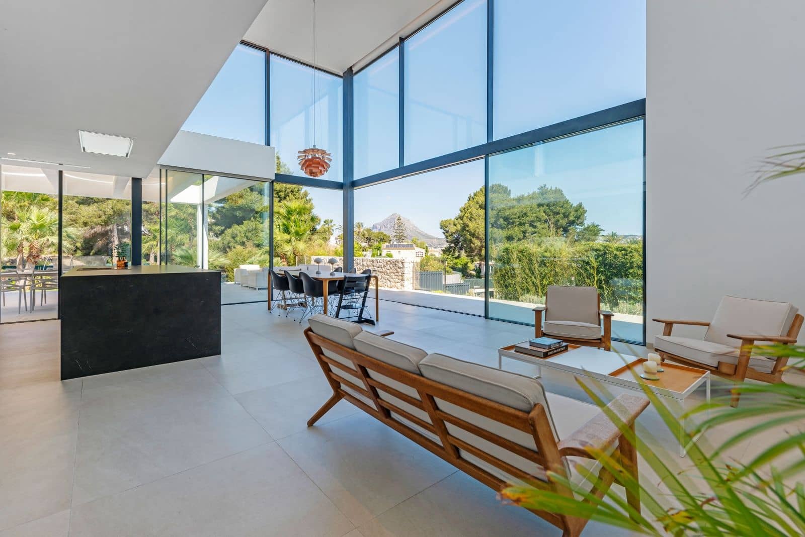 5 soveværelse Villa til salg i Adsubia med swimmingpool garage - € 2.300.000 (Ref: 9002227)