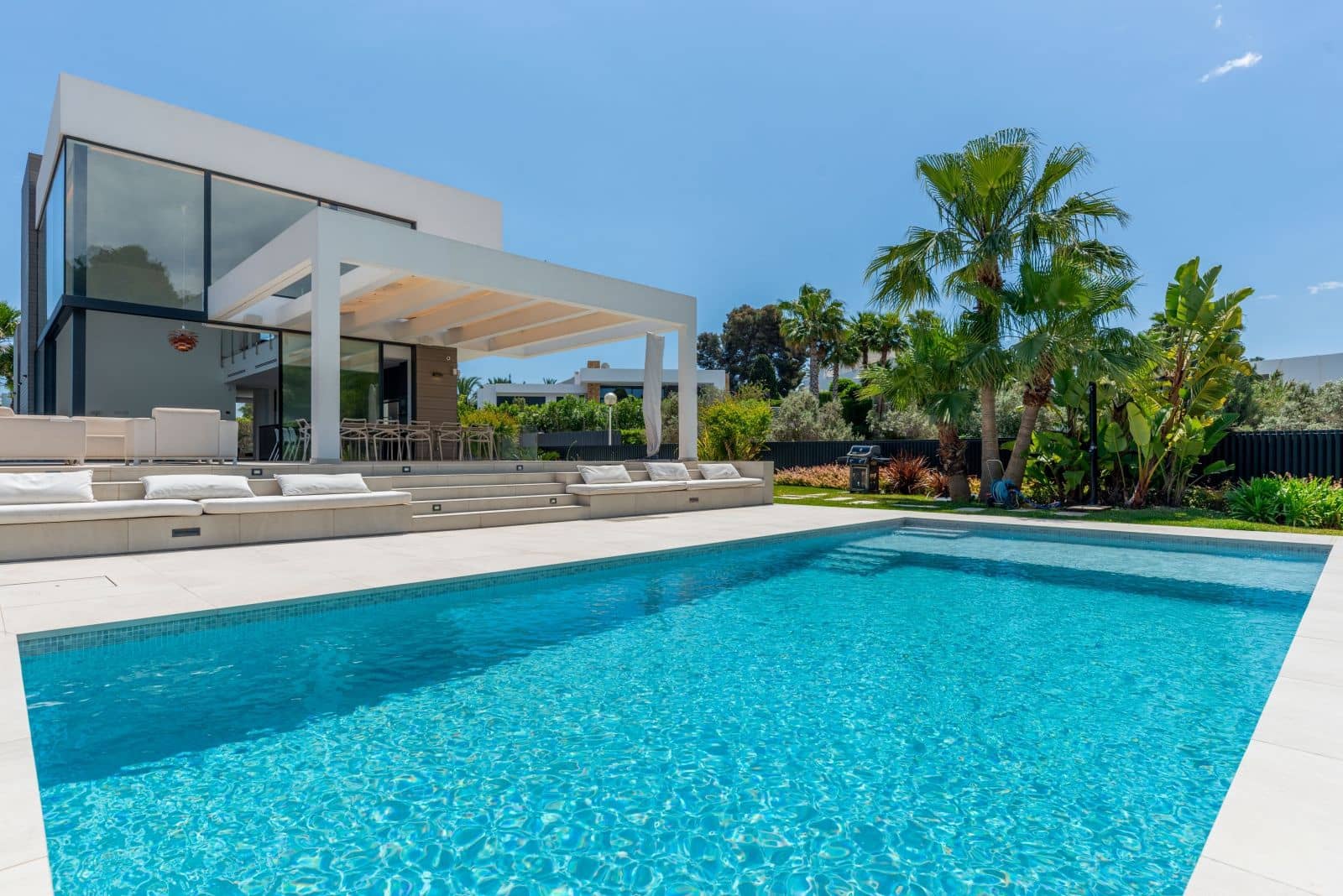 5 soveværelse Villa til salg i Adsubia med swimmingpool garage - € 2.300.000 (Ref: 9002227)