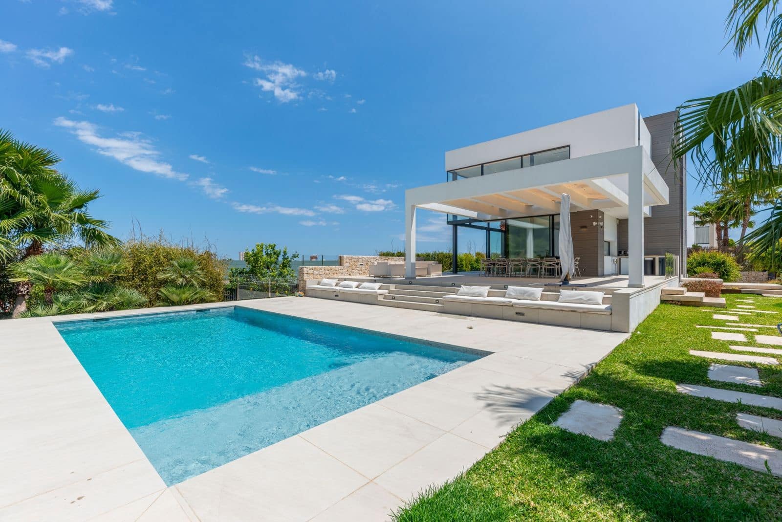 5 soveværelse Villa til salg i Adsubia med swimmingpool garage - € 2.300.000 (Ref: 9002227)