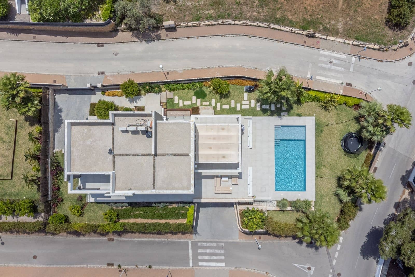 5 soveværelse Villa til salg i Adsubia med swimmingpool garage - € 2.300.000 (Ref: 9002227)