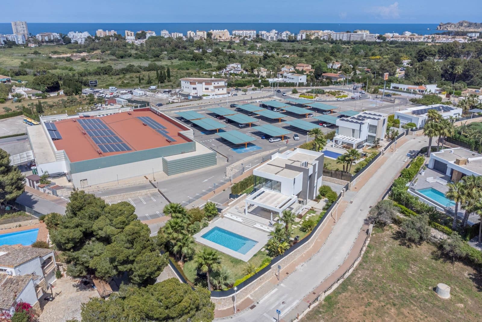 5 soveværelse Villa til salg i Adsubia med swimmingpool garage - € 2.300.000 (Ref: 9002227)