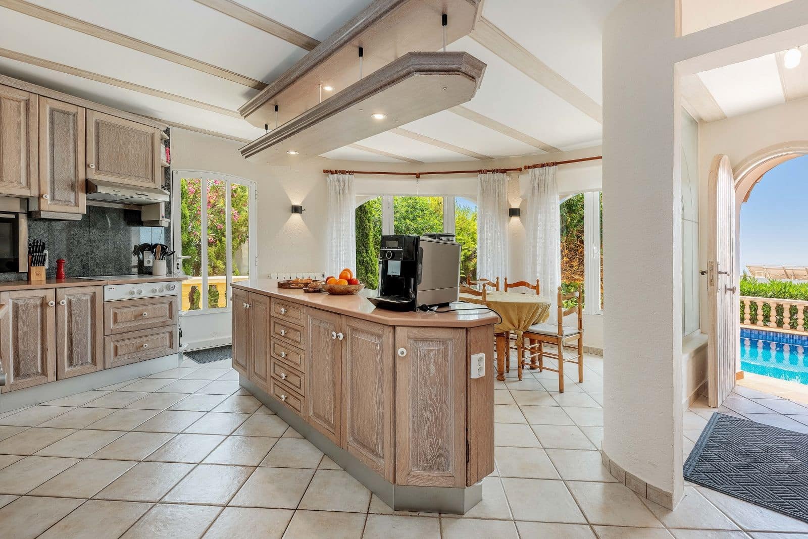 3 slaapkamer Villa te koop in Javea / Xabia met zwembad garage - € 975.000 (Ref: 9101409)