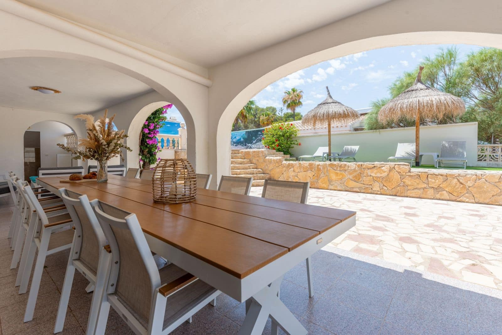 4 bedroom Villa for sale in Moraira with pool garage - € 1,360,000 (Ref: 9107026)