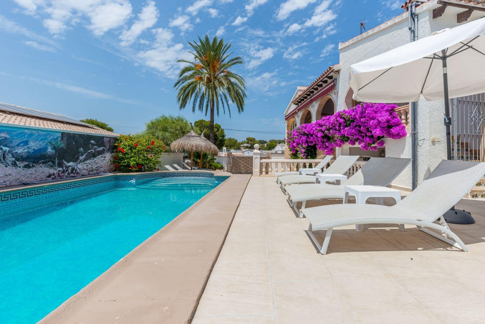 4 bedroom Villa for sale in Moraira with pool garage - € 1,360,000 (Ref: 9107026)
