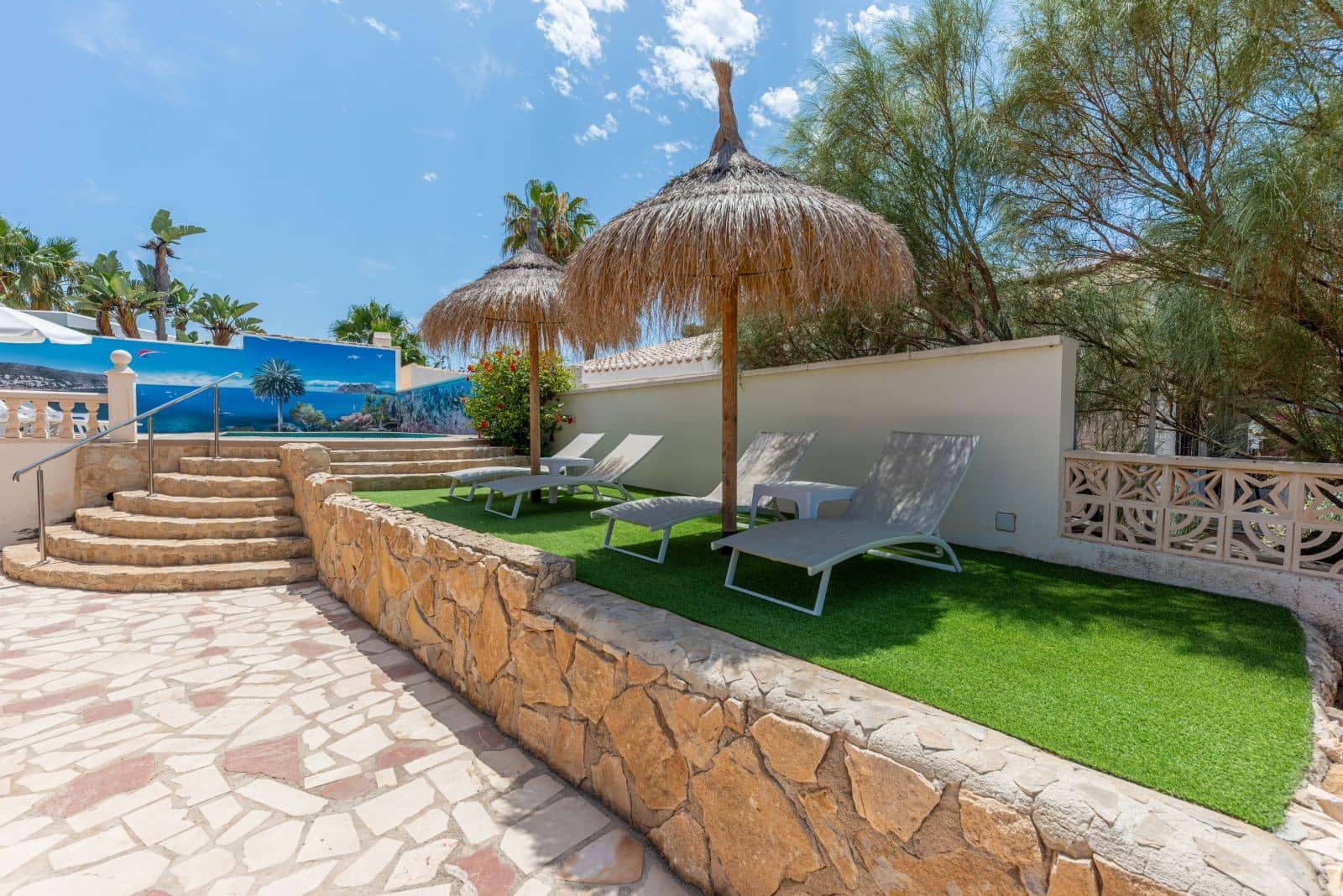 4 bedroom Villa for sale in Moraira with pool garage - € 1,360,000 (Ref: 9107026)