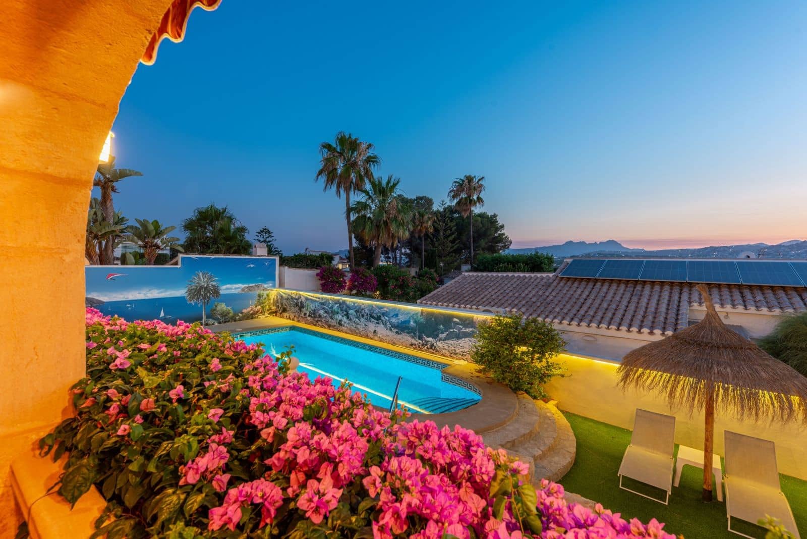 4 bedroom Villa for sale in Moraira with pool garage - € 1,360,000 (Ref: 9107026)