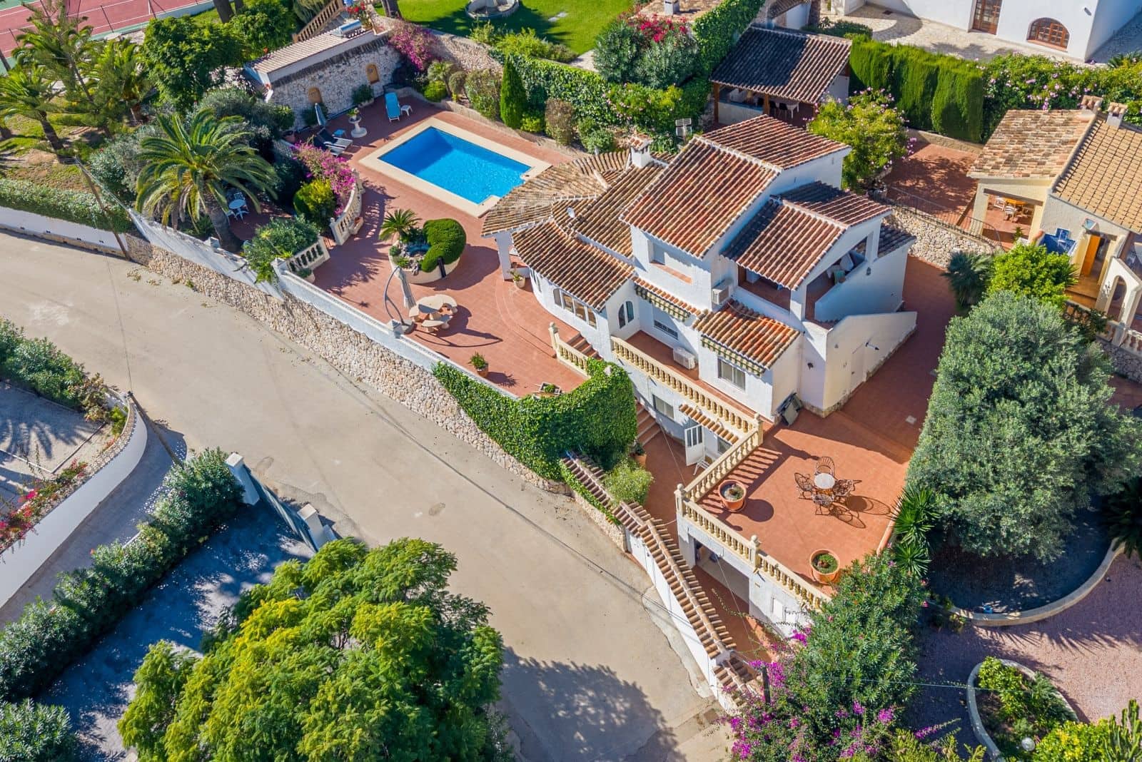 2 makuuhuone Huvila myytävänä paikassa Moraira mukana uima-altaan 
autotalli - 650 000 € (Ref: 9388284)