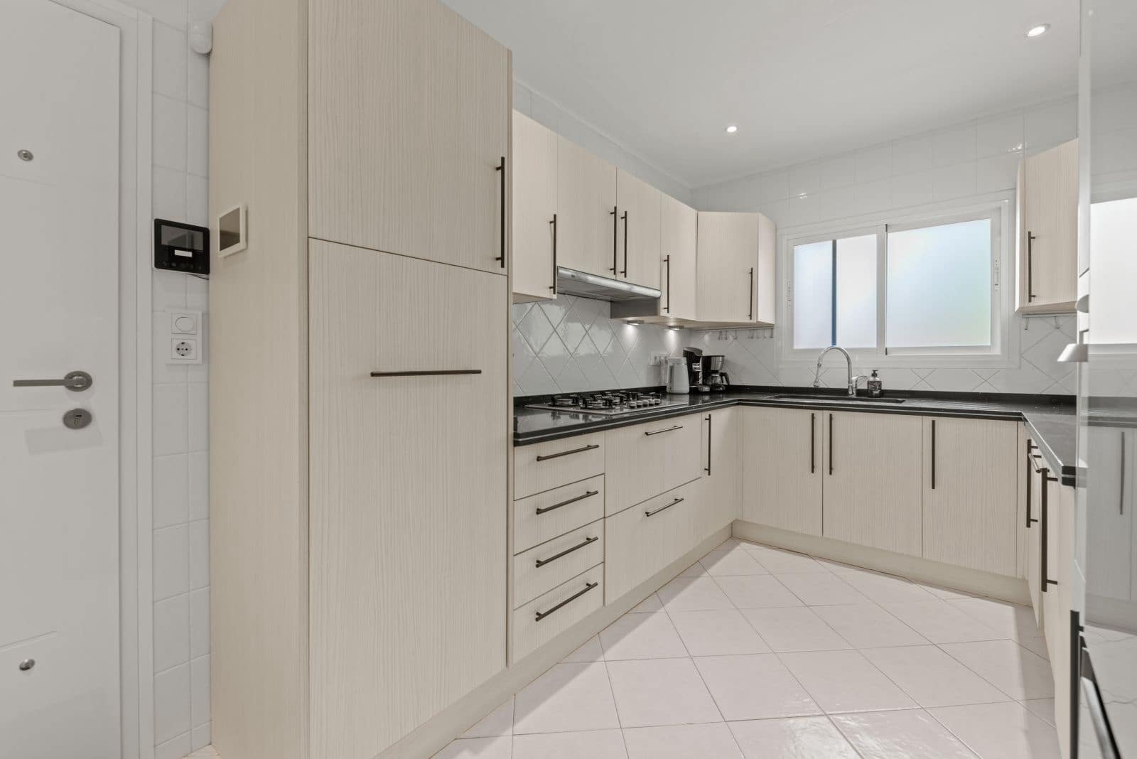 2 soveværelse Villa til salg i Moraira med swimmingpool garage - € 775.000 (Ref: 9444793)