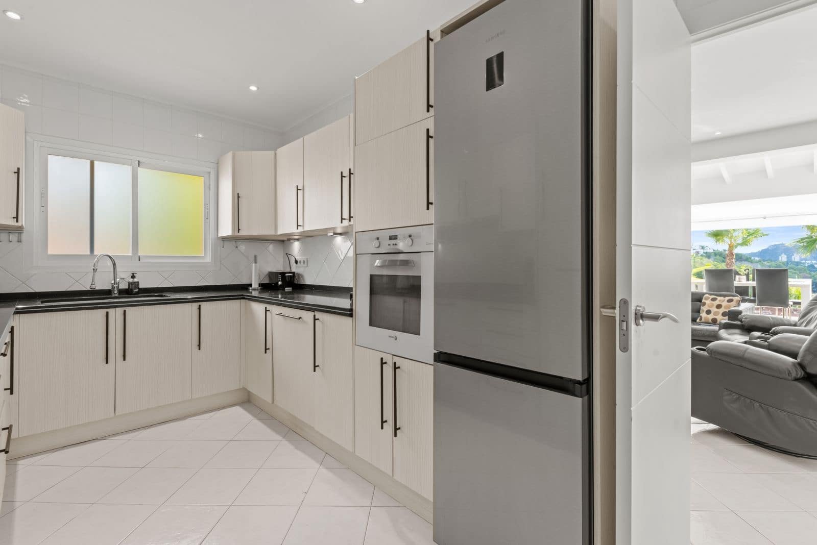 2 soveværelse Villa til salg i Moraira med swimmingpool garage - € 775.000 (Ref: 9444793)