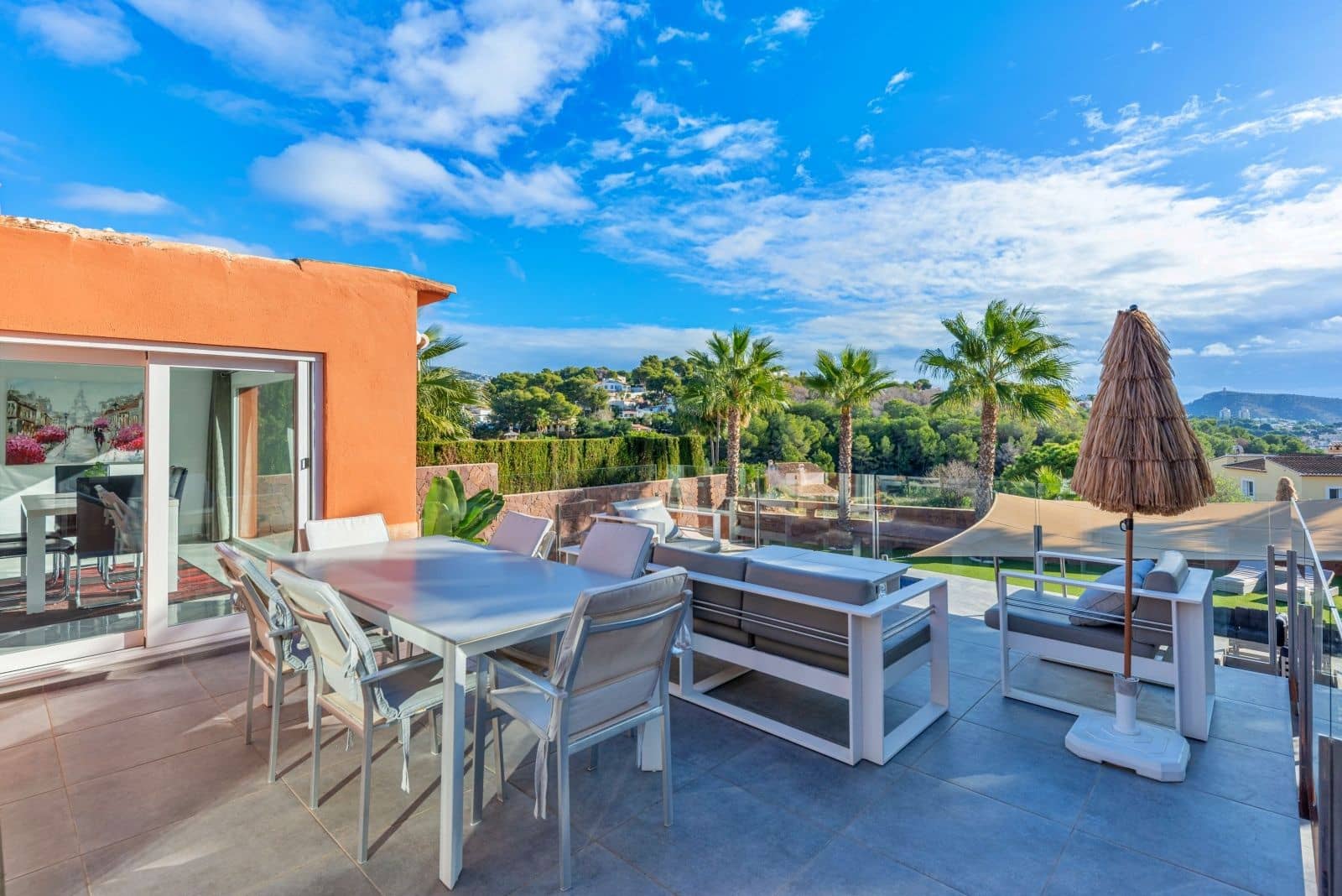 2 soveværelse Villa til salg i Moraira med swimmingpool garage - € 775.000 (Ref: 9444793)