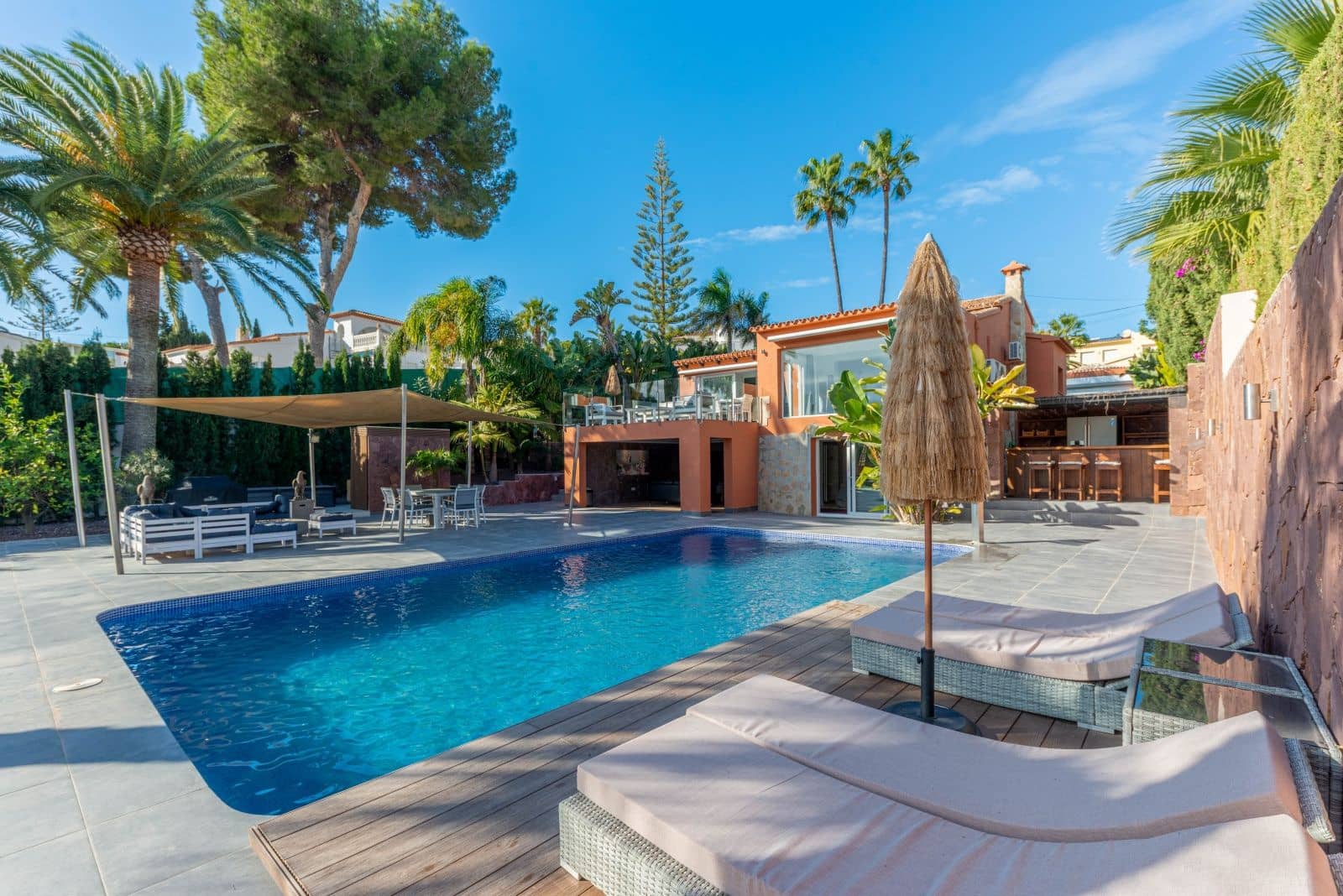 2 soveværelse Villa til salg i Moraira med swimmingpool garage - € 775.000 (Ref: 9444793)