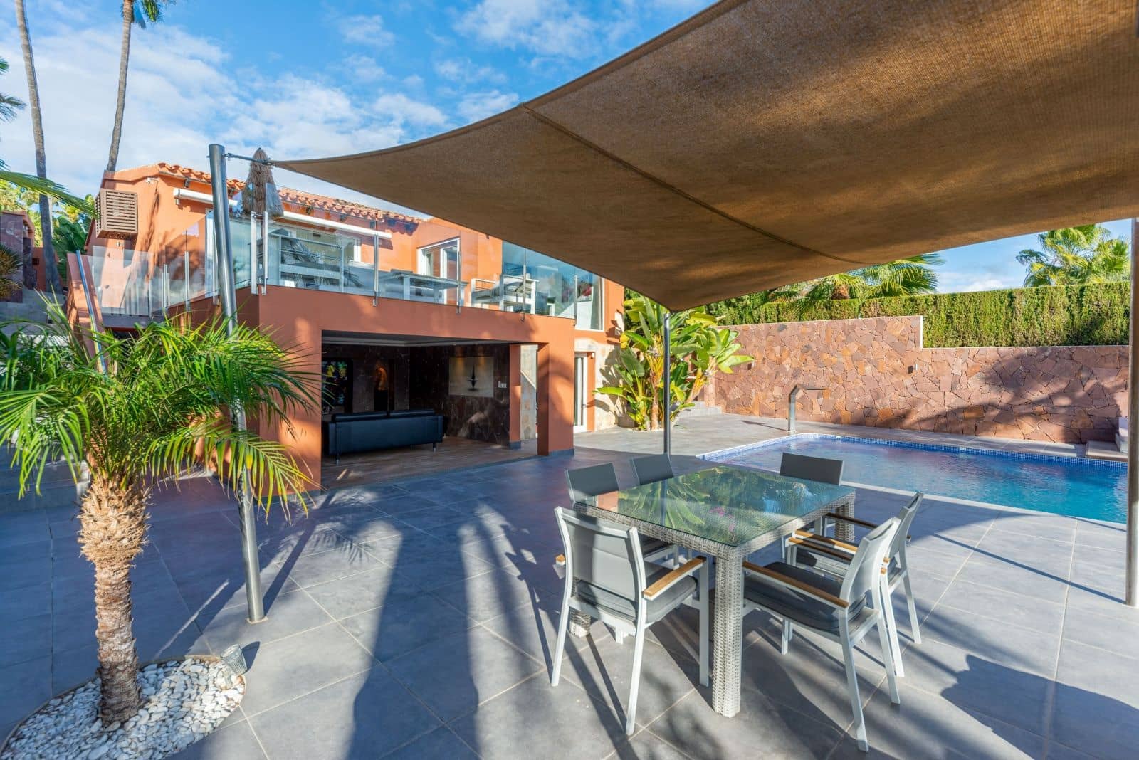 2 soveværelse Villa til salg i Moraira med swimmingpool garage - € 775.000 (Ref: 9444793)