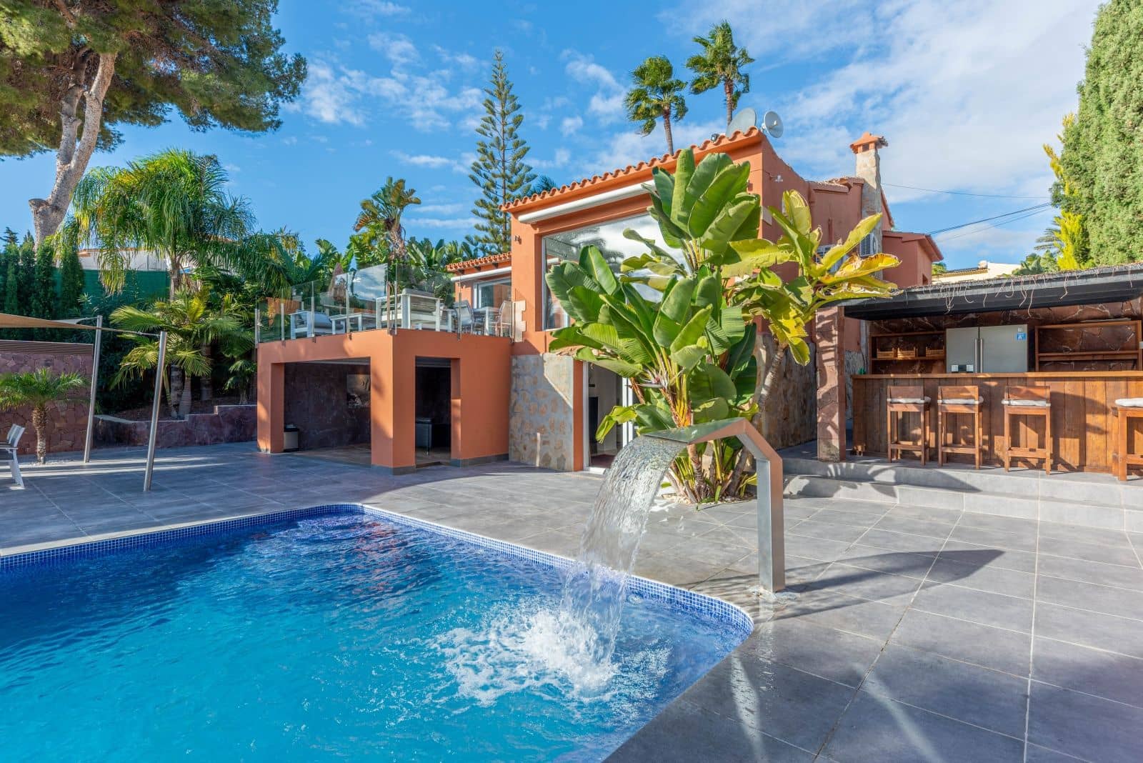 2 soveværelse Villa til salg i Moraira med swimmingpool garage - € 775.000 (Ref: 9444793)