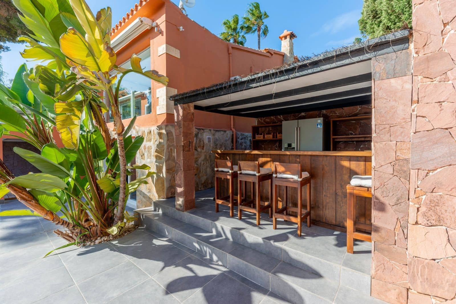 2 soveværelse Villa til salg i Moraira med swimmingpool garage - € 775.000 (Ref: 9444793)