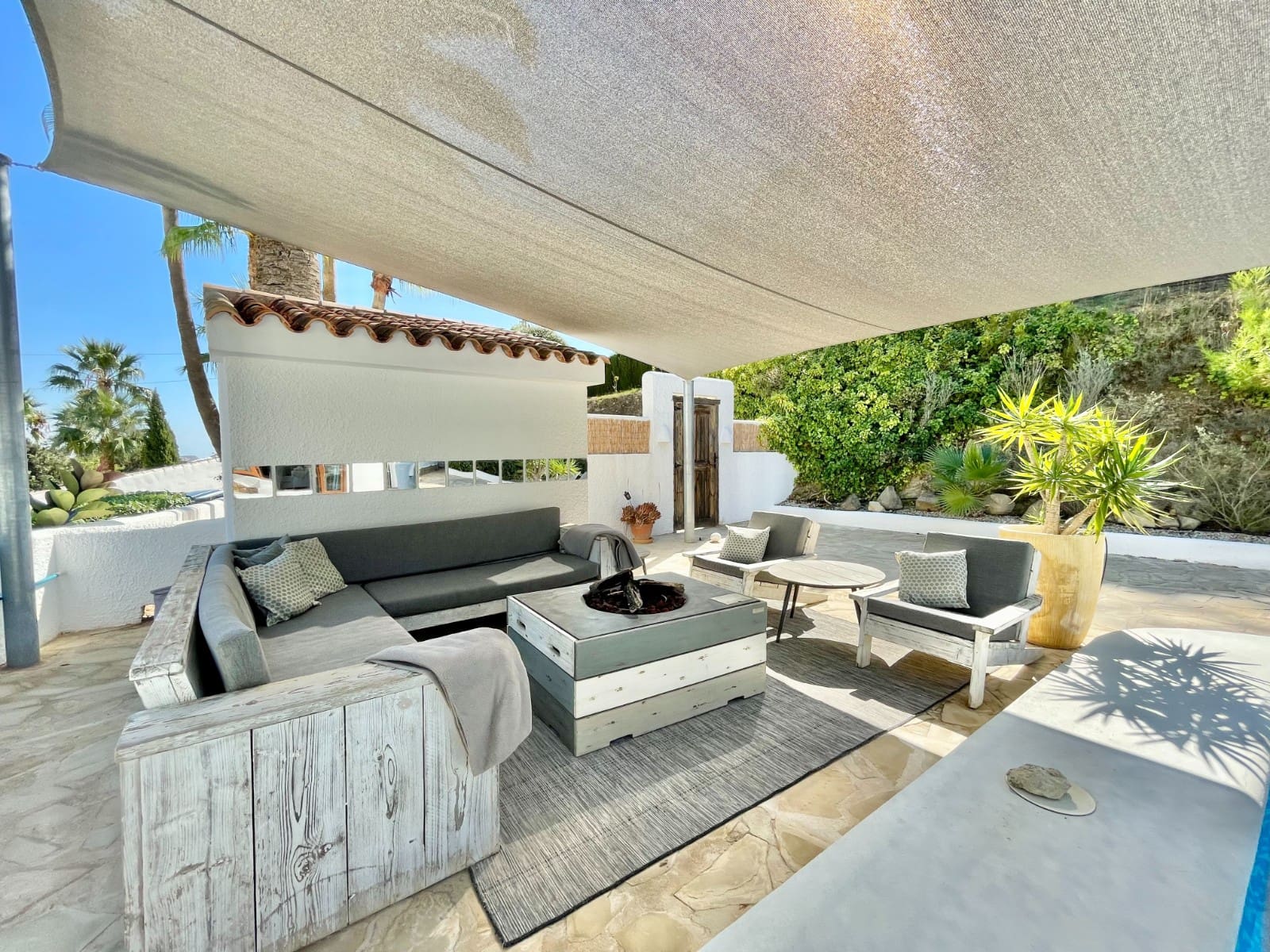 2 soveværelse Villa til salg i Moraira - € 549.000 (Ref: 9532066)