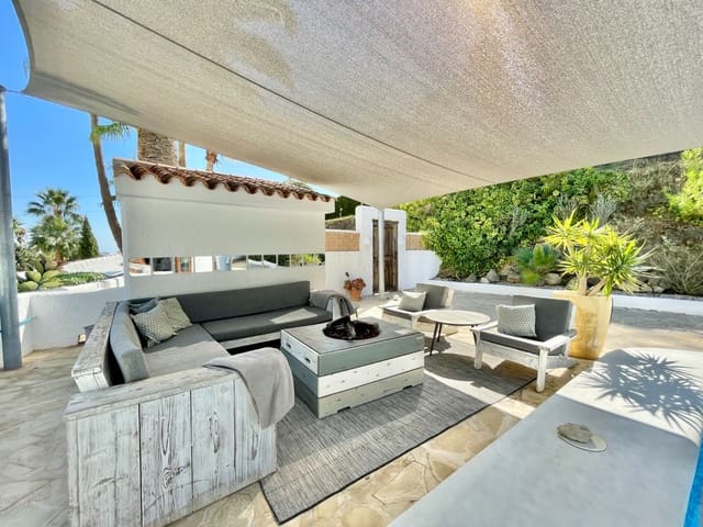 2 soveværelse Villa til salg i Moraira, Teulada-Moraira - € 549.000 (Ref: 9532066)