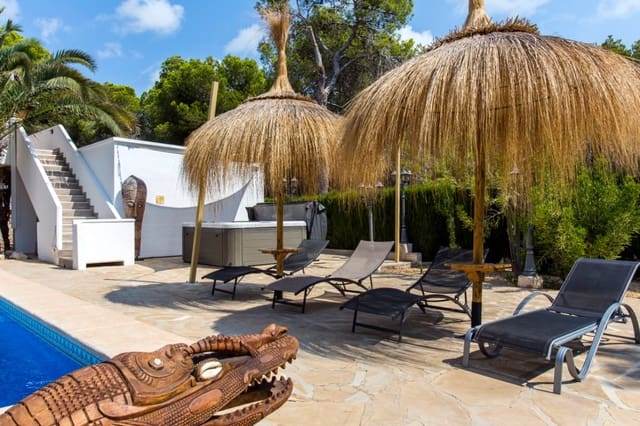 2 soveværelse Villa til salg i Benissa med swimmingpool - € 895.000 (Ref: 9534474)