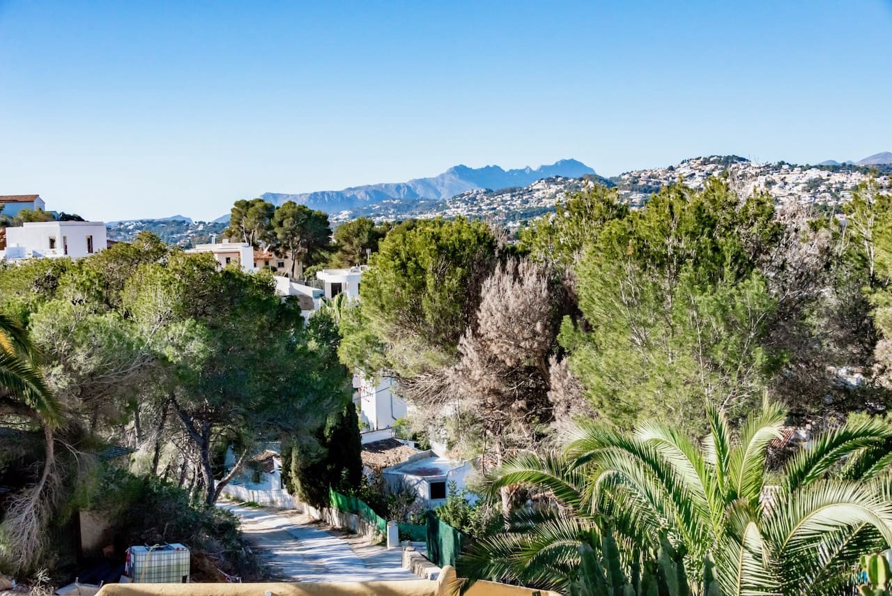 4 soveværelse Villa til salg i Moraira med swimmingpool - € 695.000 (Ref: 9534477)