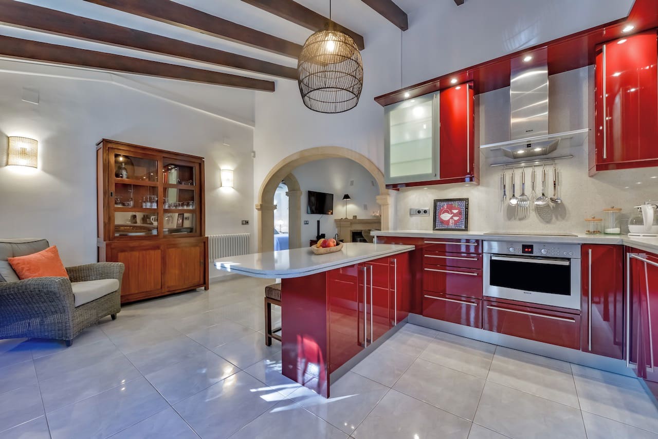 4 soveværelse Villa til salg i Moraira med swimmingpool - € 695.000 (Ref: 9534477)