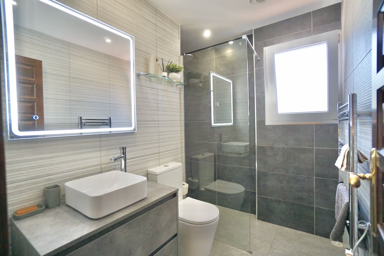 4 soveværelse Villa til salg i Moraira med swimmingpool - € 695.000 (Ref: 9534477)