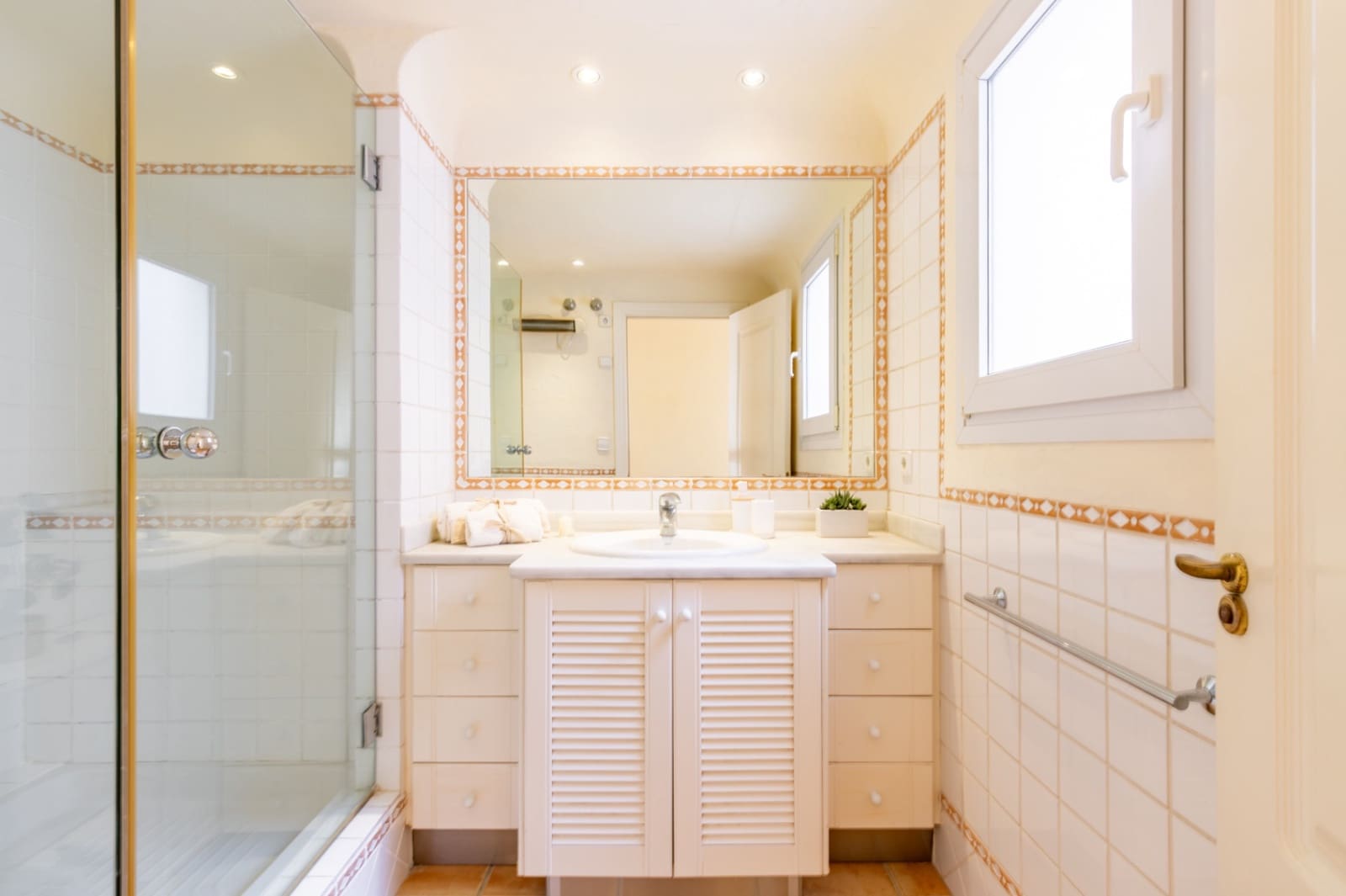 3 sovrum Lägenhet till salu i Moraira med garage - 640 000 € (Ref: 9534478)