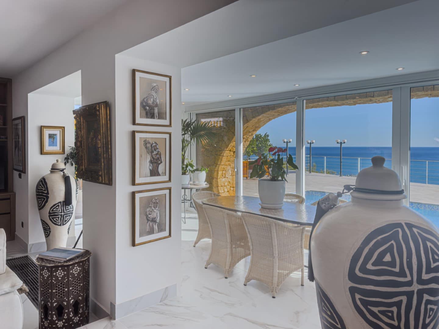 4 soveværelse Villa til salg i Benissa med swimmingpool - € 2.490.000 (Ref: 9534480)