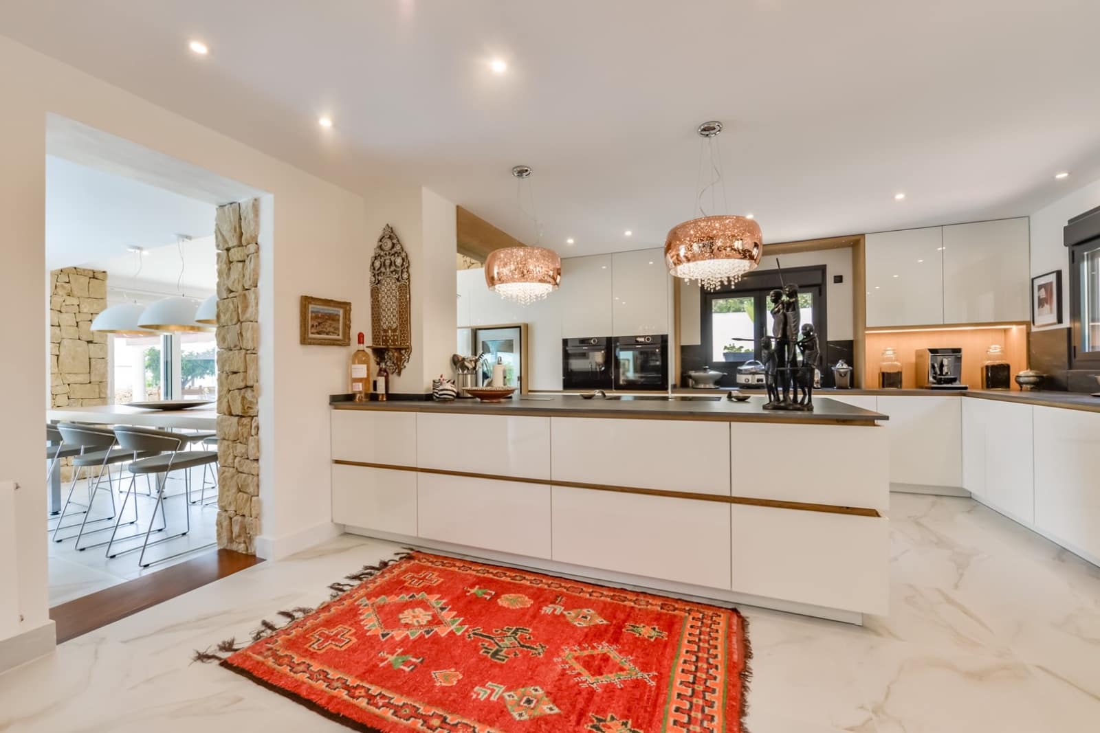 4 soveværelse Villa til salg i Benissa med swimmingpool - € 2.490.000 (Ref: 9534480)