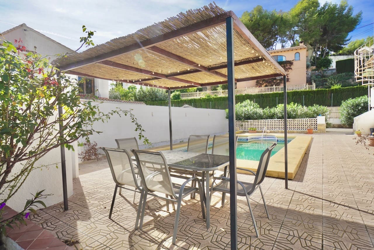 3 soveværelse Villa til salg i Benissa med swimmingpool - € 449.000 (Ref: 9534482)