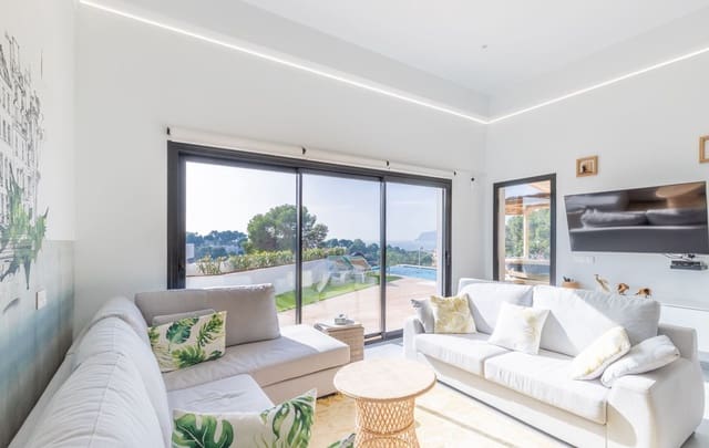 5 soveværelse Villa til salg i Moraira, Teulada-Moraira med swimmingpool - € 1.750.000 (Ref: 9534484)