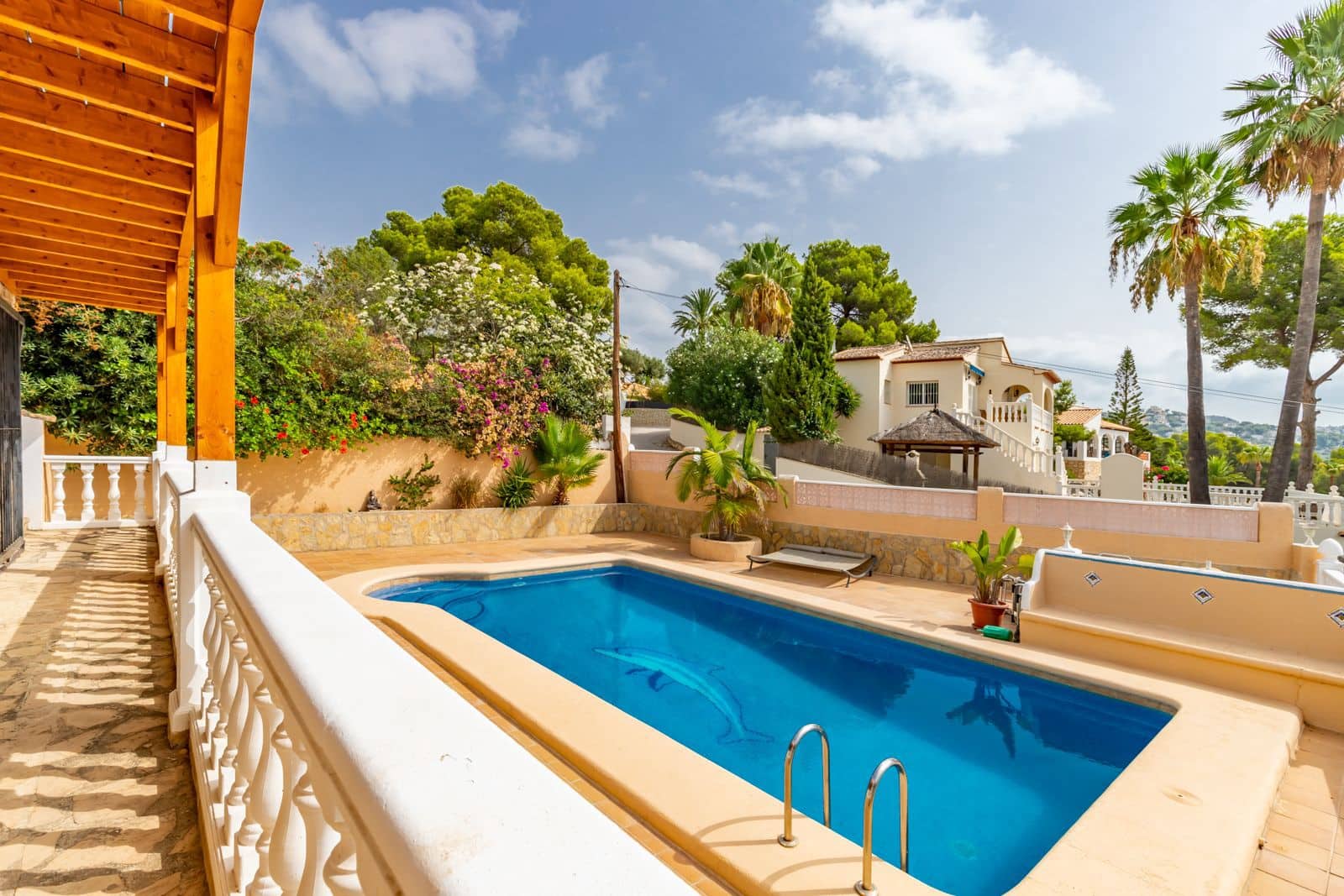 3 soveværelse Villa til salg i Moraira med swimmingpool - € 599.000 (Ref: 9534490)
