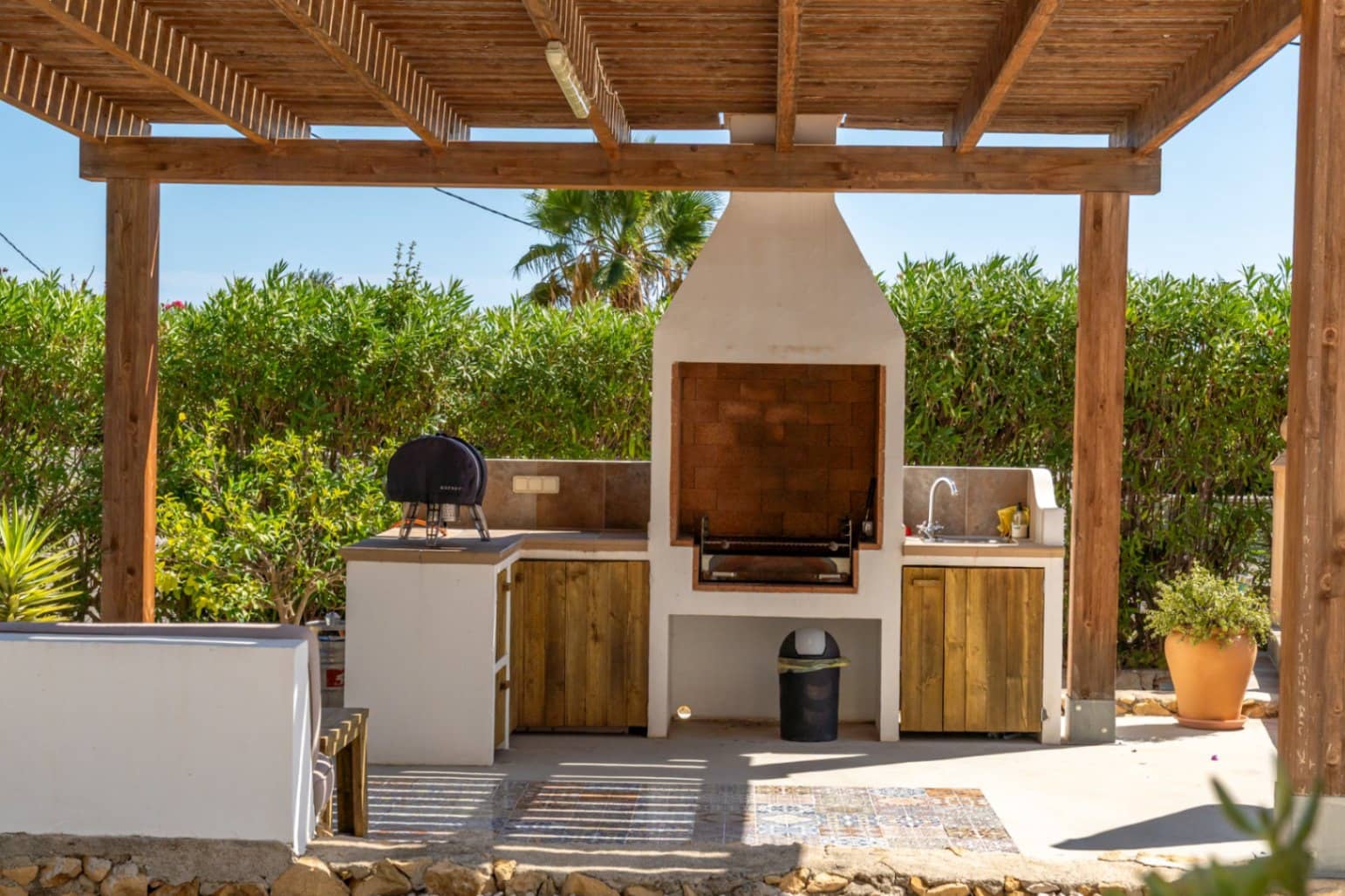 3 soveværelse Villa til salg i Benissa med swimmingpool - € 715.000 (Ref: 9534493)