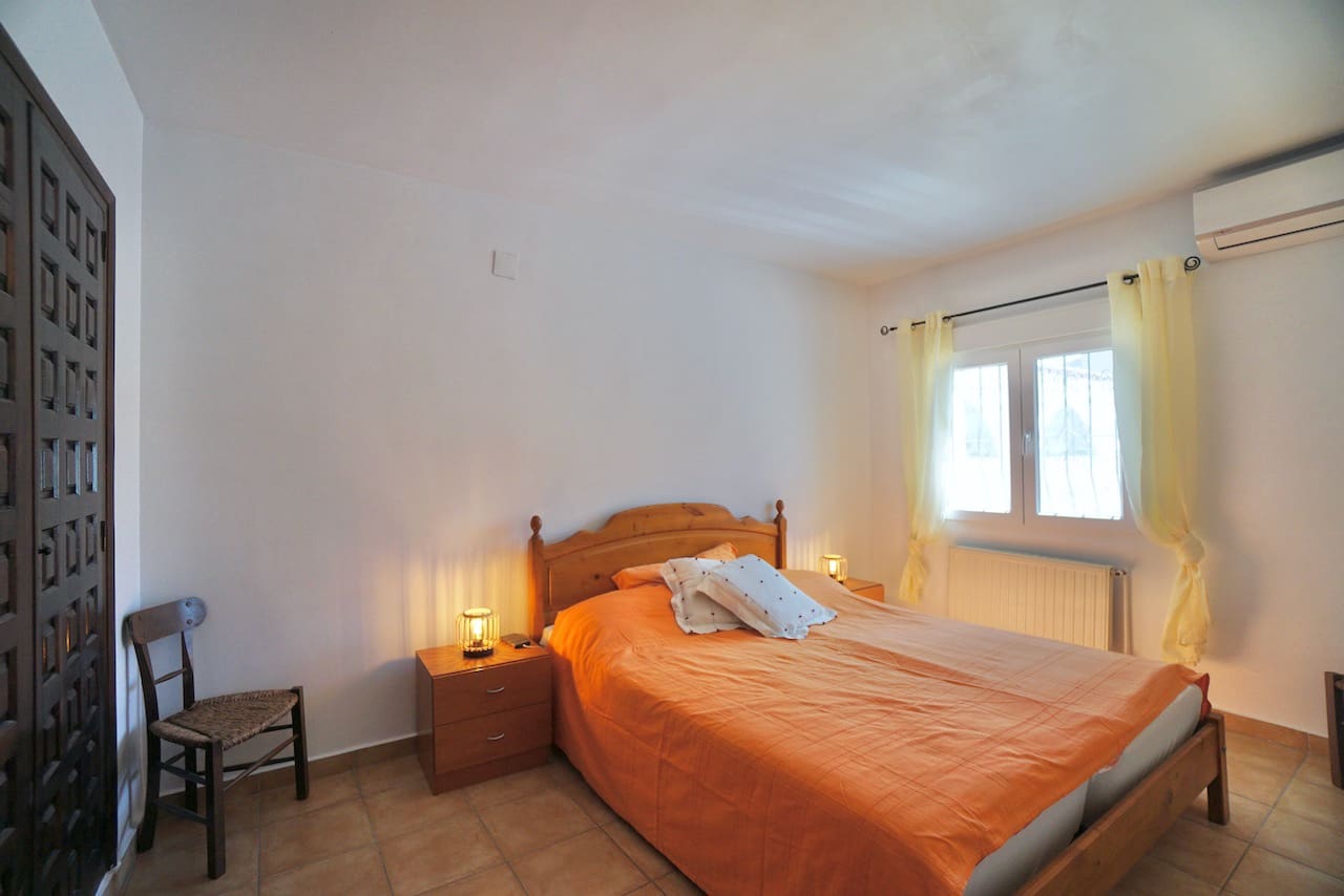 4 slaapkamer Villa te koop in Benissa met zwembad garage - € 595.000 (Ref: 9534499)