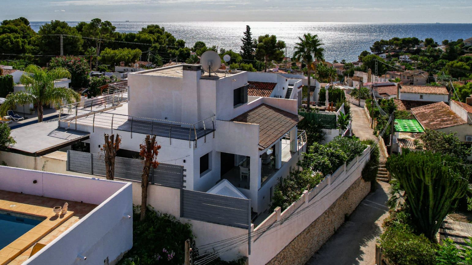 4 soveværelse Villa til salg i Benissa med swimmingpool - € 865.000 (Ref: 9534506)